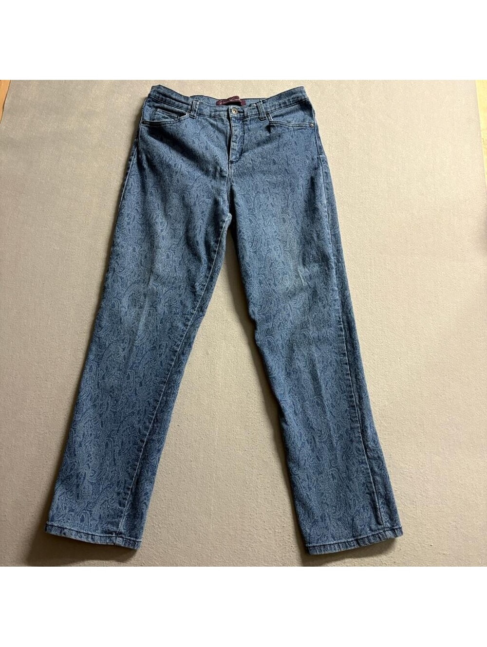 Gloria Vanderbilt Amanda Jeans Womens 10 Blue Paisley Print Denim Straight Leg